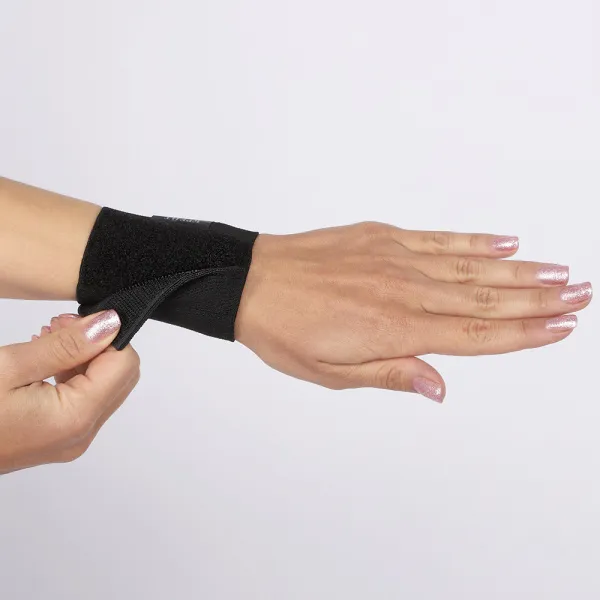 3. F-200 Крейт Бандаж для лучезапястного сустава