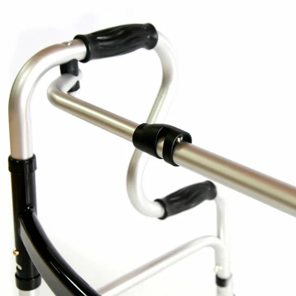 3. Ходунки PMR816L шагающие повышенной грузоподъемности до 120 кг