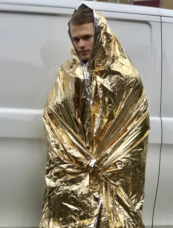 4. Покрывало изотермическое спасательное Leina Werke