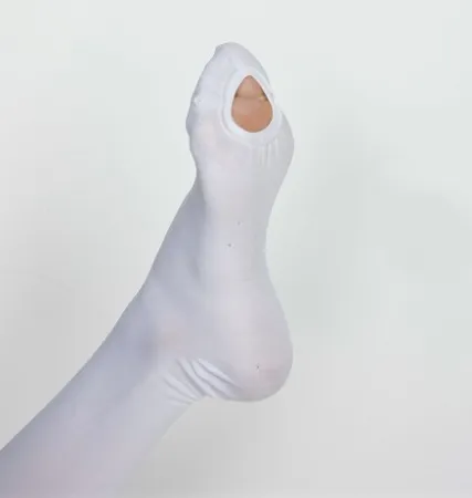 4. EU 217 Чулки антиэмболические Ergoforma 1 класс компрессии белые