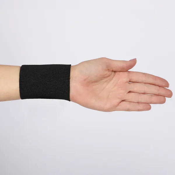 2. F-200 Крейт Бандаж для лучезапястного сустава