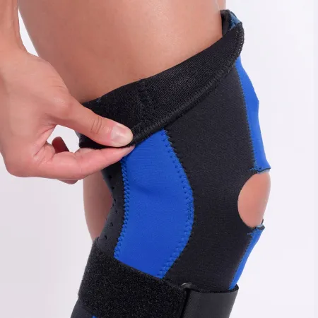 Ortez_kolennyy_razemnyy_s_politsentricheskimi_sharnirami_Fosta_F_1293_6_