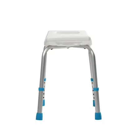 3. Табурет для ванны Ortonica Lux 510