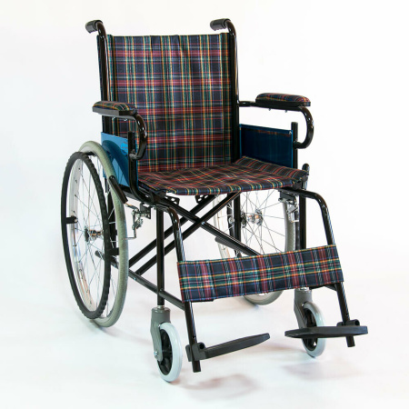 1. Кресло-коляска механическая FS868 с литыми колесами